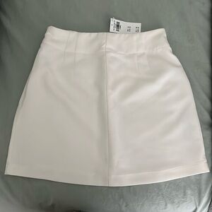 NEW WITH TAGS Abercrombie & Fitch Skirt XS
